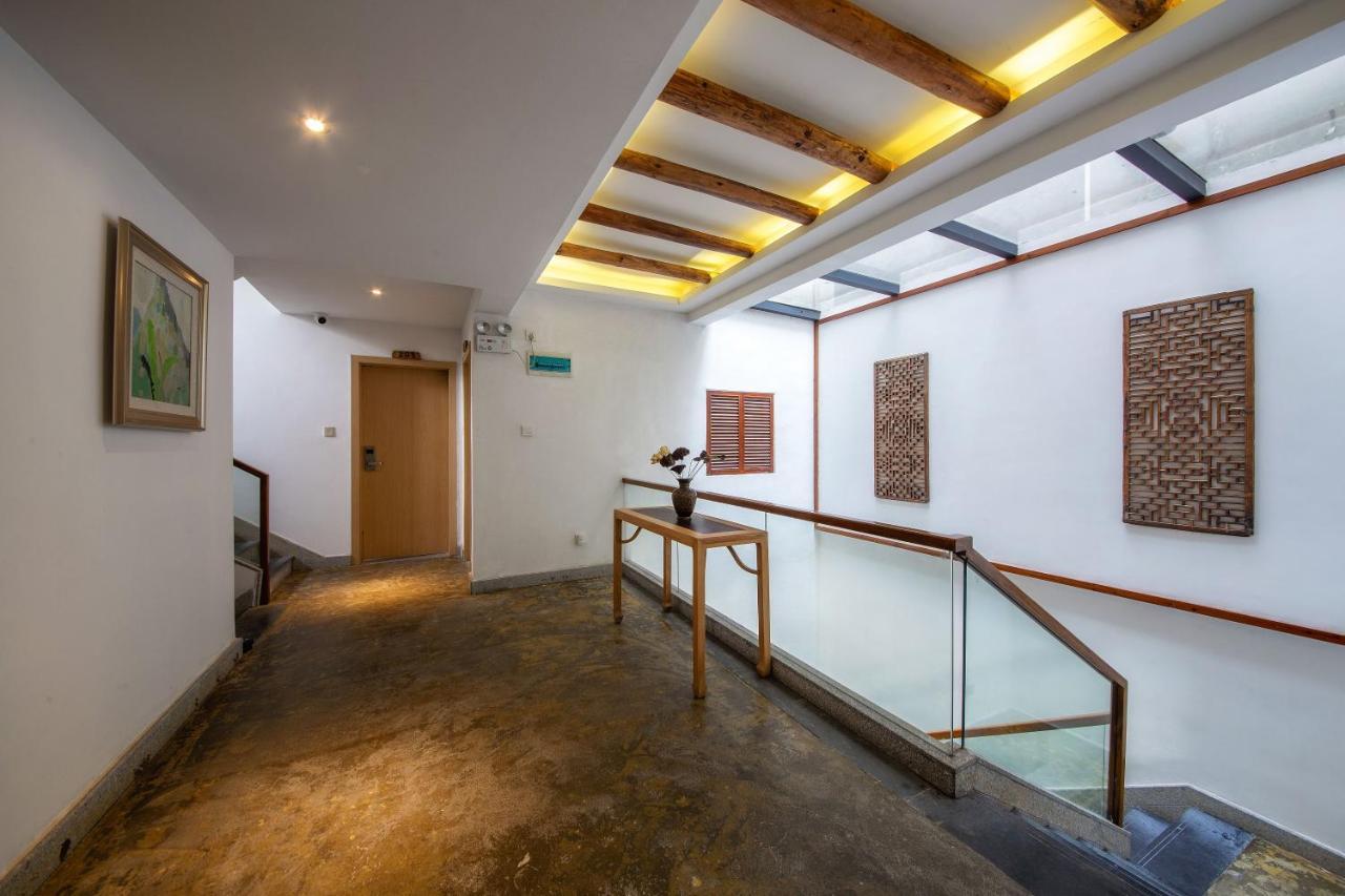 Serene Vale Inn Guilin-Free One Way Pick Up Service To High-Speed Railway Station For 2 Nights Екстер'єр фото