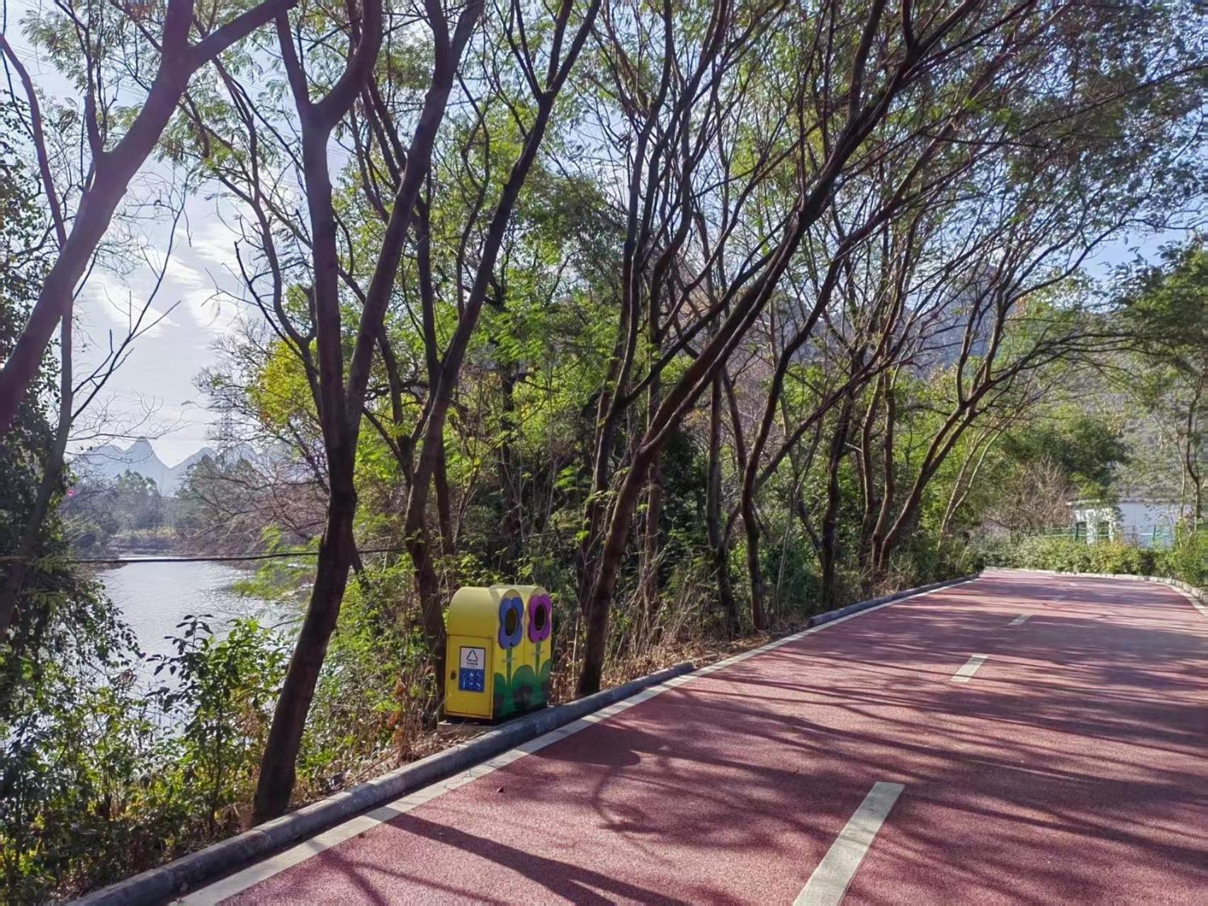 Serene Vale Inn Guilin-Free One Way Pick Up Service To High-Speed Railway Station For 2 Nights Екстер'єр фото