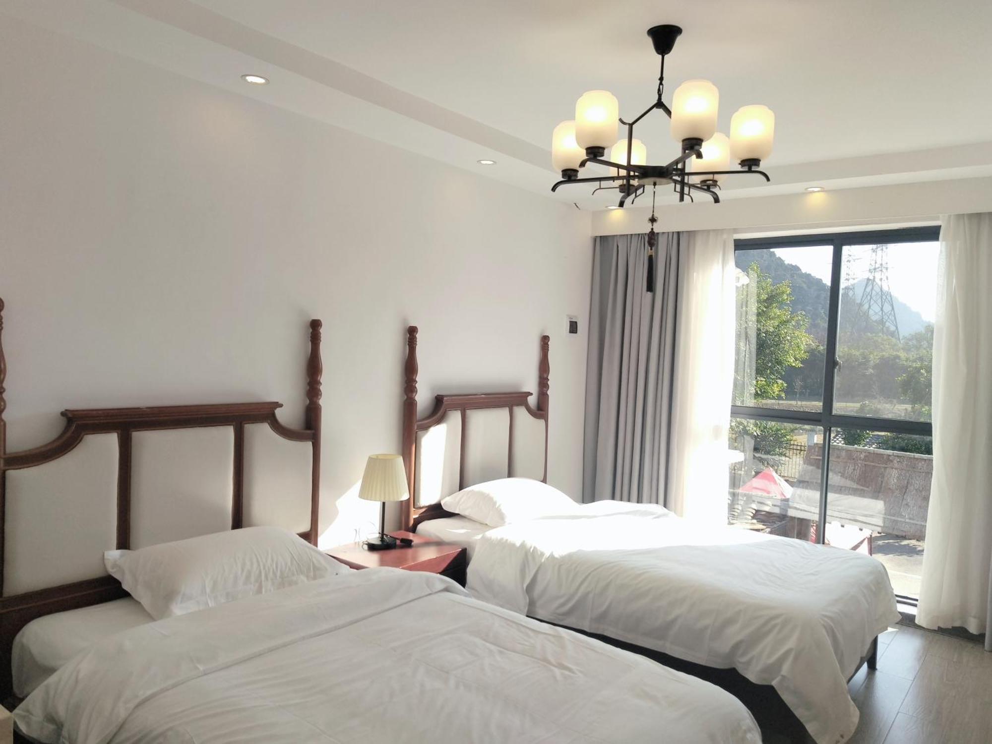 Serene Vale Inn Guilin-Free One Way Pick Up Service To High-Speed Railway Station For 2 Nights Екстер'єр фото