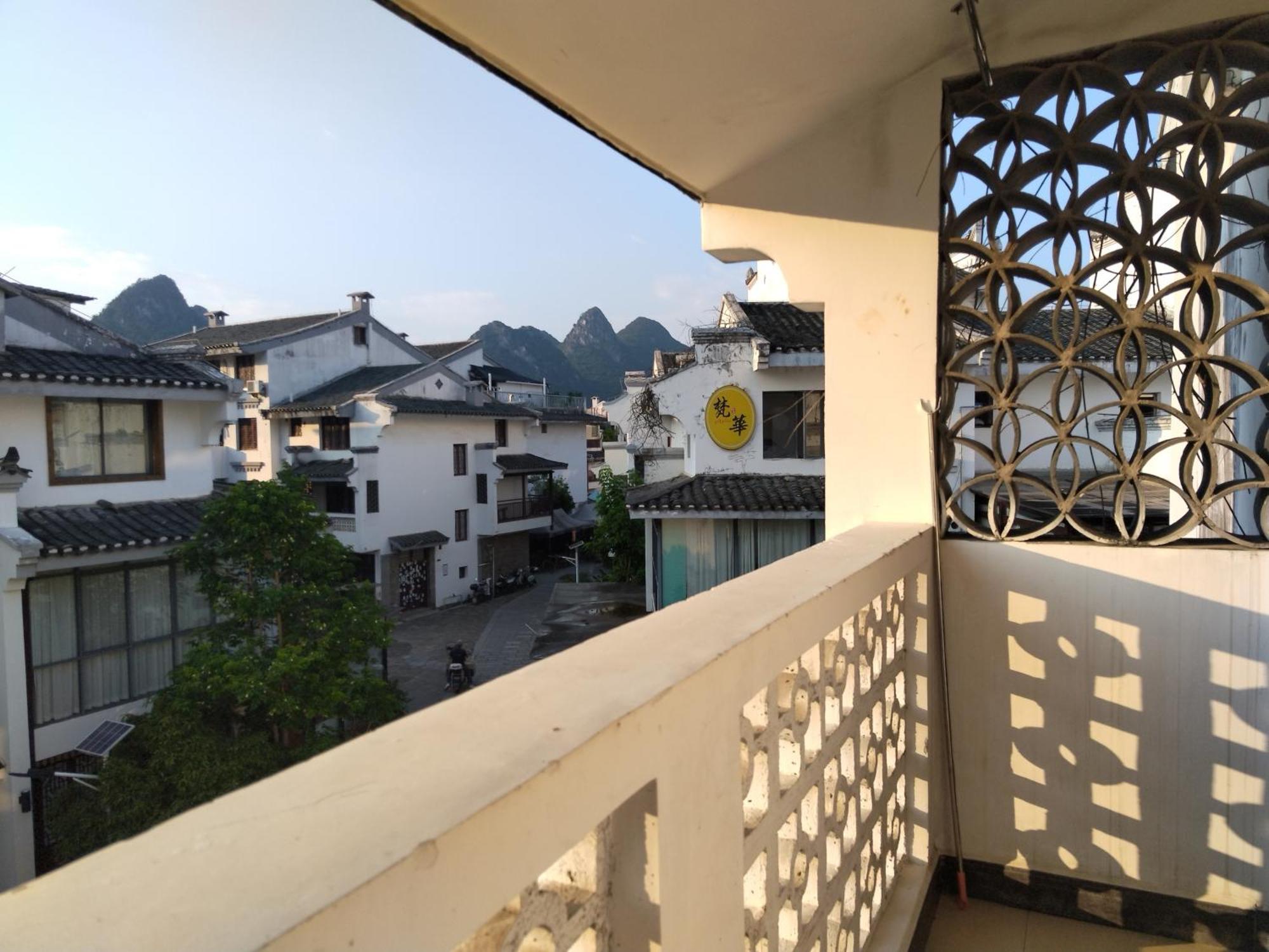 Serene Vale Inn Guilin-Free One Way Pick Up Service To High-Speed Railway Station For 2 Nights Екстер'єр фото
