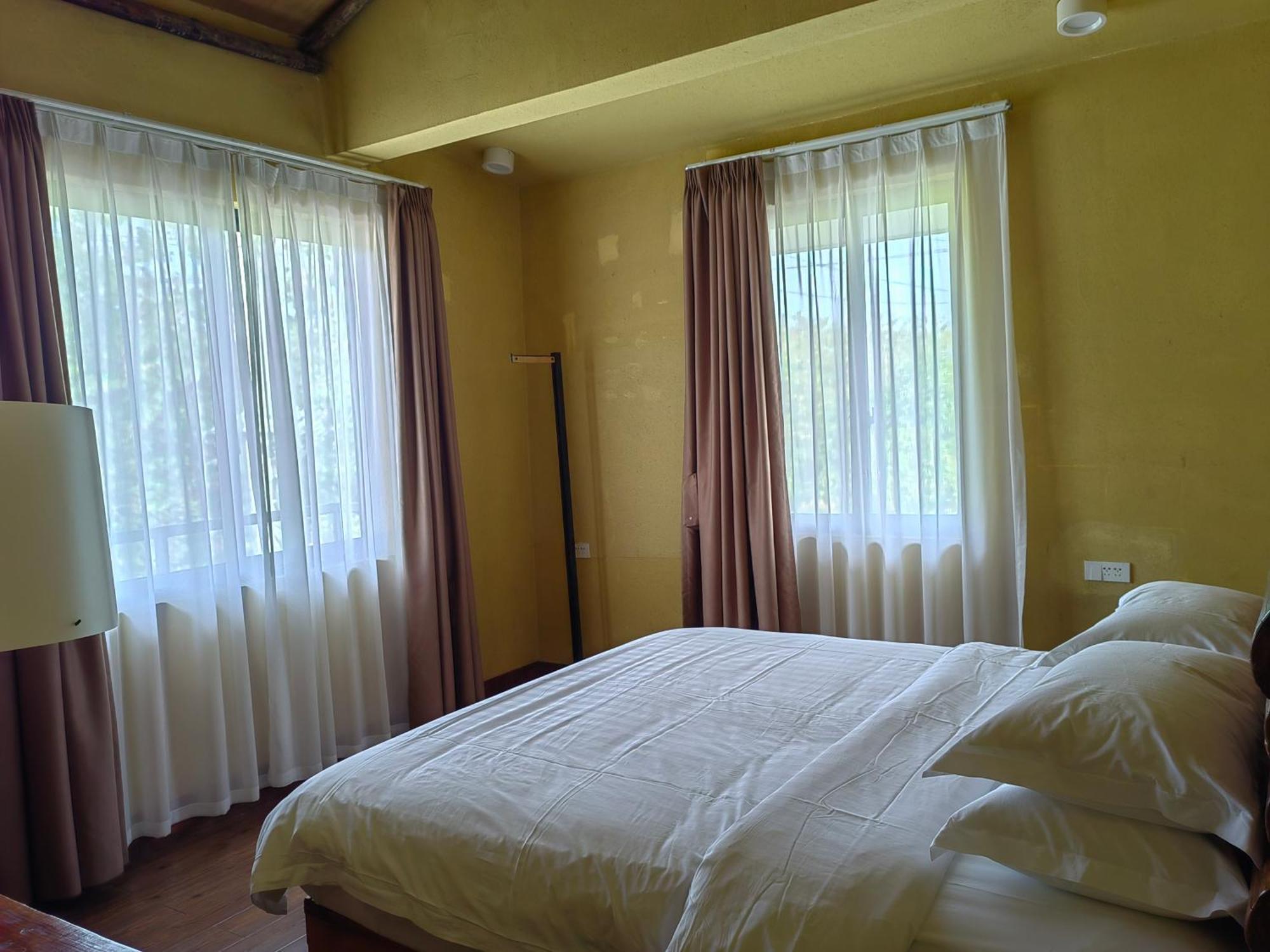 Serene Vale Inn Guilin-Free One Way Pick Up Service To High-Speed Railway Station For 2 Nights Номер фото